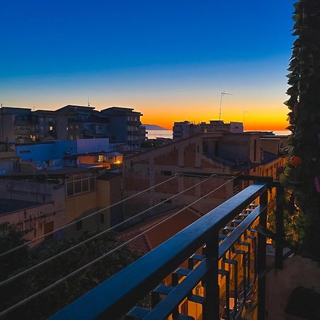 Seaview Terrace Apartment Relax & Comfort In Milazzo, Ture'S Home Buitenkant foto